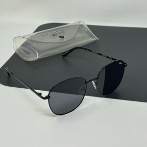 Quay Australia JEZABELL Polarized excellent condition